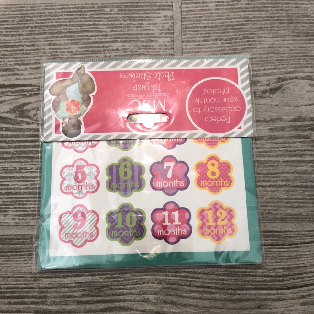 Baby stickers milestone month